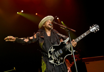 Recording artist D'Angelo, seen here performing in 2015, has died at the age of 51 after battling pancreatic cancer - Ethan Miller (AFP) Recording artist D'Angelo, seen here performing in 2015, has died at the age of 51 after battling pancreatic cancer - Ethan Miller (AFP)