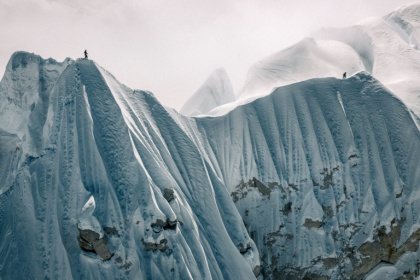 French mountaineers Benjamin Vedrines and Nicolas Jean make their way to the summit of Jannu East in Nepal - Thibaut MAROT (AFP)