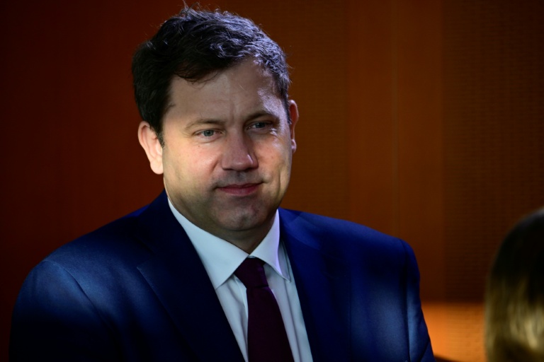 Transatlantic ties 'disintegrating': German vice chancellor