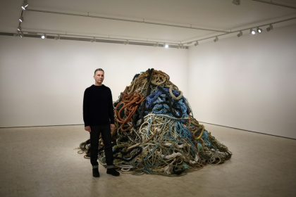Artist David Shrigley and his team gathered discarded pieces of ropes from fishermen, climbing centres and docks across Britain - HENRY NICHOLLS (AFP)