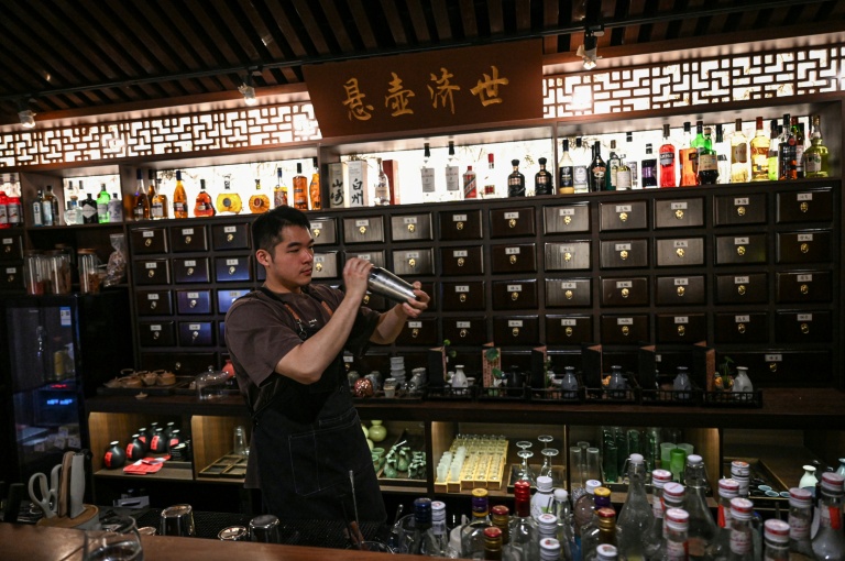 'Punk wellness': China's stressed youth mix traditional medicine and cocktails