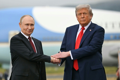 US President Donald Trump has invited Russian counterpart Vladimir Putin to sit on his 'Board of Peace', alongside other leaders - ANDREW CABALLERO-REYNOLDS (AFP)