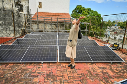 In Havana, a Dominican nun raised $7,000 towards installing solar panels on the roof of a nursing home that doubles up as a soup kitchen for Cuba's needy - ADALBERTO ROQUE (AFP)