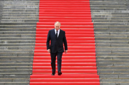 Putin's uncompromising approach to the war is emblematic of how he has run the world's largest country - Sergei GUNEYEV (AFP)