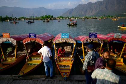Tourists are trickling back to resort towns in India-controlled Kashmir, a year afer militants opened fire on holidaymakers - Manan VATSYAYANA (AFP)