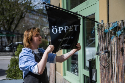 The Andon Cafe in Stockholm is entirely run by "Mona", an AI chatbot - Jonathan NACKSTRAND (AFP)