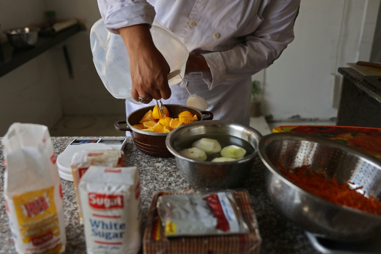 Gazans nourish dreams at twice-bombed culinary school