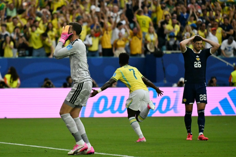 Brazil advance at World Cup, history for South Africa, Canada, Bosnia