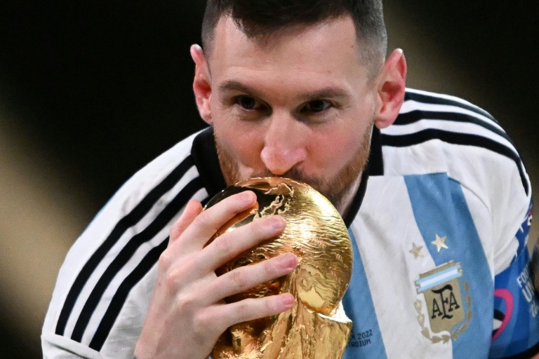 It 'hurts' says Messi as he retires from international football