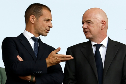 UEFA president Aleksander Ceferin and FIFA president Gianni Infantino are in open conflict - Odd ANDERSEN (AFP)