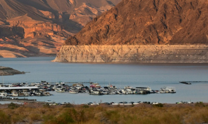The 'bathtub ring' now hovers 186 feet (57 meters) above the surface of the water of Lake Mead, America's largest reservoir - Frederic J. BROWN (AFP)