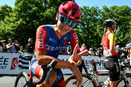 Afghan rider Fariba Hashimi pictured last year in France - Sebastien Salom-Gomis (AFP)