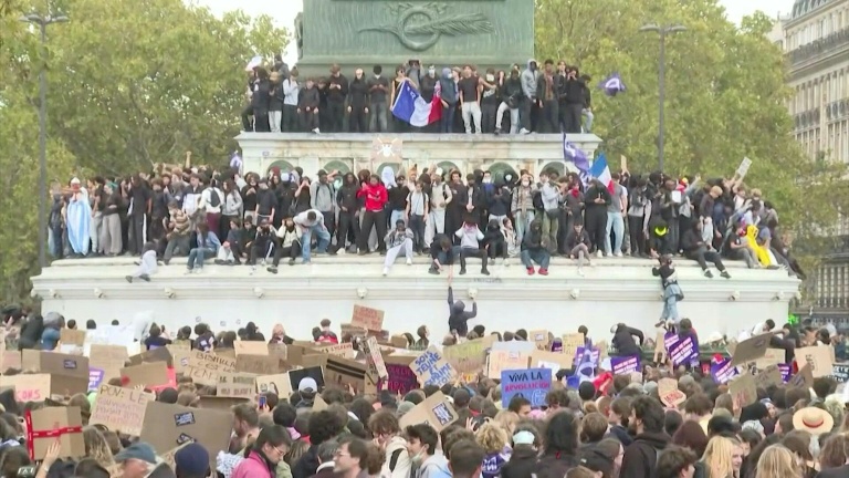 France pledges more teachers after school students vow no let-up