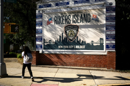 Rikers jail in New York has long had issues of violence, overcrowding and unsanitary conditions - CHARLY TRIBALLEAU (AFP)