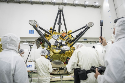 Members of the media film Exploration and Return Modules, making up the Martian Moons eXploration (MMX) spacecraft, at the Tanegashima Space Center in Minamitane, Kagoshima prefecture on August 13, 2026 - Yuichi YAMAZAKI (AFP)
