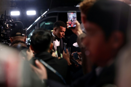 France and Real Madrid forward Kylian Mbappe arrives at the Ballon d'Or in London - FRANCK FIFE (AFP)