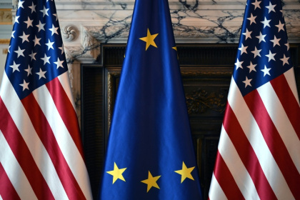 Ahead of the midterms, US President Donald Trump rattled Europe bylashing out at Ukraine and cosying up to Russia - Nicolas TUCAT (AFP)